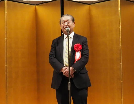 中締めの挨拶を行ったJAAMAの菱田保之理事長